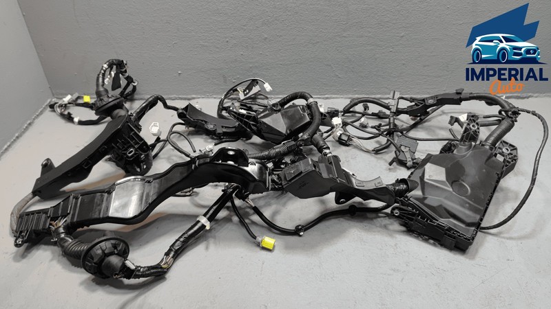 20-21 Toyota Corolla LE Sedan 1.8L Engine Room Main Wire Harness W/ Fuse Box OEM