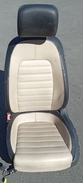 2009-2017 Volkswagen CC Two-Tone Desert Tan/Black Leatherette Front Seat LH
