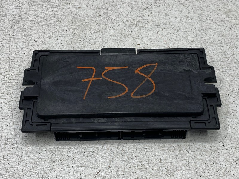 2009-2016 BMW Z4 FOOTWELL LIGHT CONTROL MODULE OEM LOT758