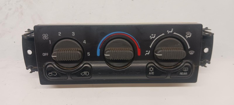 99-'02 CHEVROLET SILVERADO 2500 Heat AC Controller OEM 1 Year Warranty!