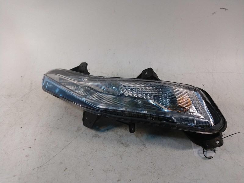2020 Chevrolet Malibu Right Daytime Running Light - Used, Silver, 90k Miles