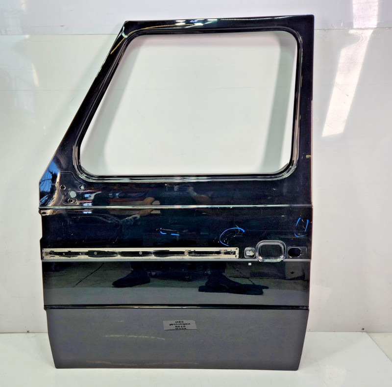 ✅ 13-18 OEM Mercedes W463 G63 AMG Front Left Driver Side Door Shell Panel Black*