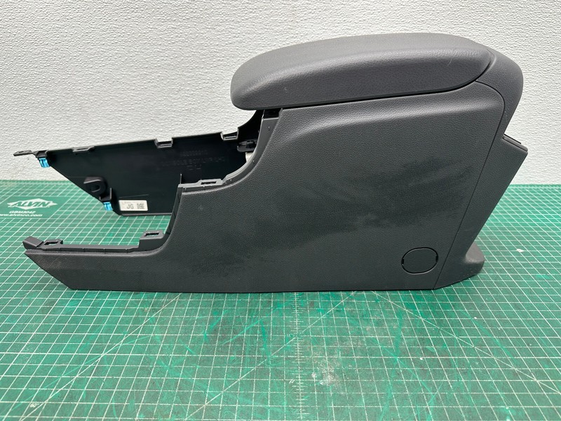 22-24 Subaru WRX CONSOLE STORAGE BOX & ARMREST LID COVER SET OEM