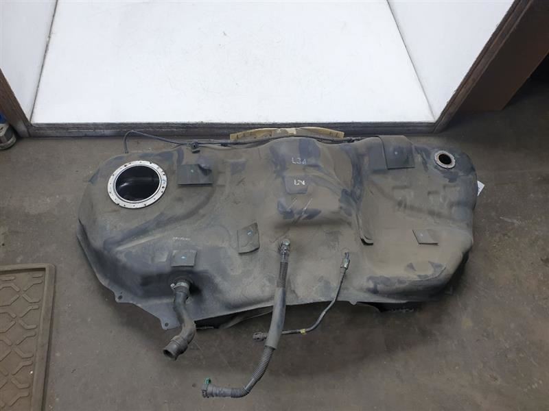 07-17 LEXUS LS4604.6L 22.2 GALLON FUEL TANK