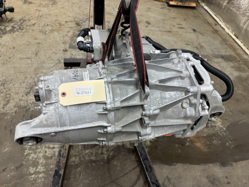 2017-2024 Tesla 3 Y REAR DRIVEUNIT MOTOR DRIVE UNIT1120990-00-J N-37041
