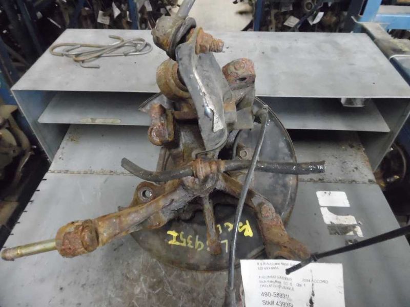 03 04 05 06 07 HONDA ACCORD L. REAR STUB AXLE DISC VIN M 5TH DIGIT 135414