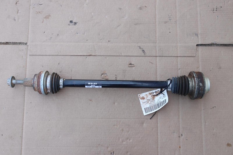 2018-2023 VOLKSWAGEN VW TIGUAN AWD REAR LEFT SIDE AXLE SHAFT CV U JOINT OEM