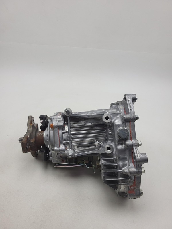 2024-2025 Mazda CX-90 AT Transfer Case 3.3L AWD 15k Miles OEM