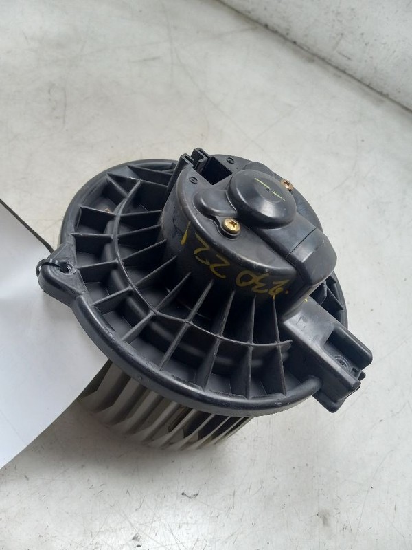 04-05 TOYOTA SIENNA 3.3L FWD AT AC BLOWER MOTOR