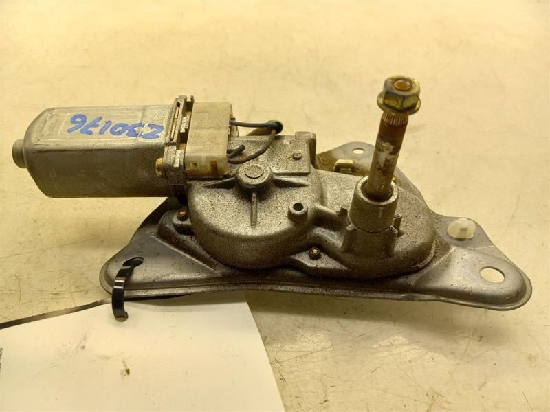 04-06 SCION XA REAR WIPER MOTOR ASSEMBLY 1.5L REAR WIPER MOTOR ASSEMBLY