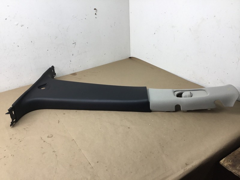 Infiniti QX80 2018 Right Center B Pillar Cover Panel Trim Set 14-19 :A