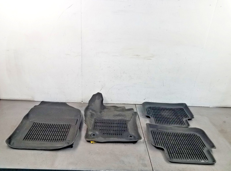 2025 Toyota Corolla GR AWD Rubber Floor Mat Set 10K Miles #9646 VV1