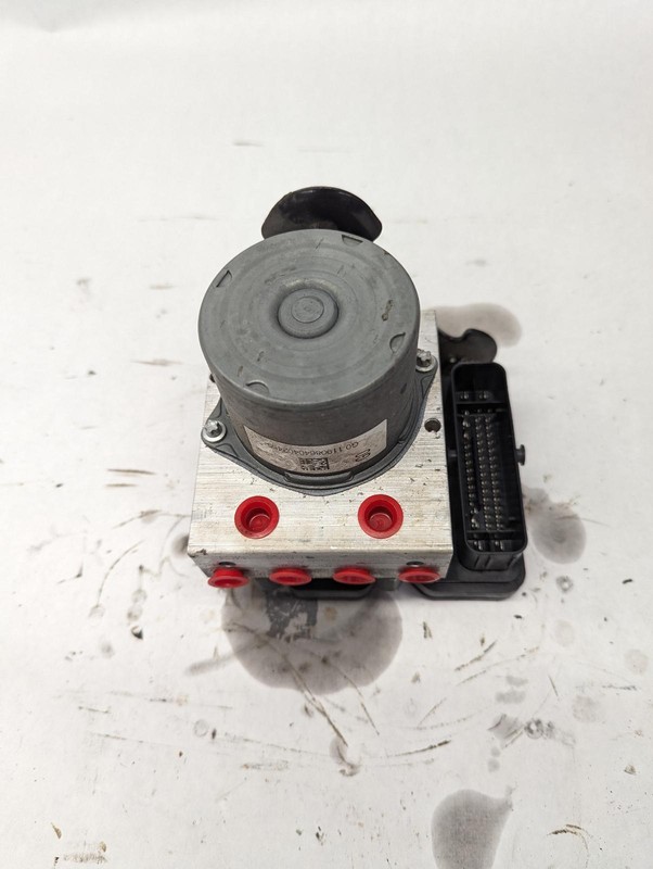 20-'22 HONDA CR-V ABS pump module assembly 1.5L 49k miles OEM
