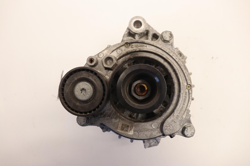 2017-2020 BMW 540I G30 3.0L ENGINE ALTERNATOR GENERATOR 180 AMP OEM