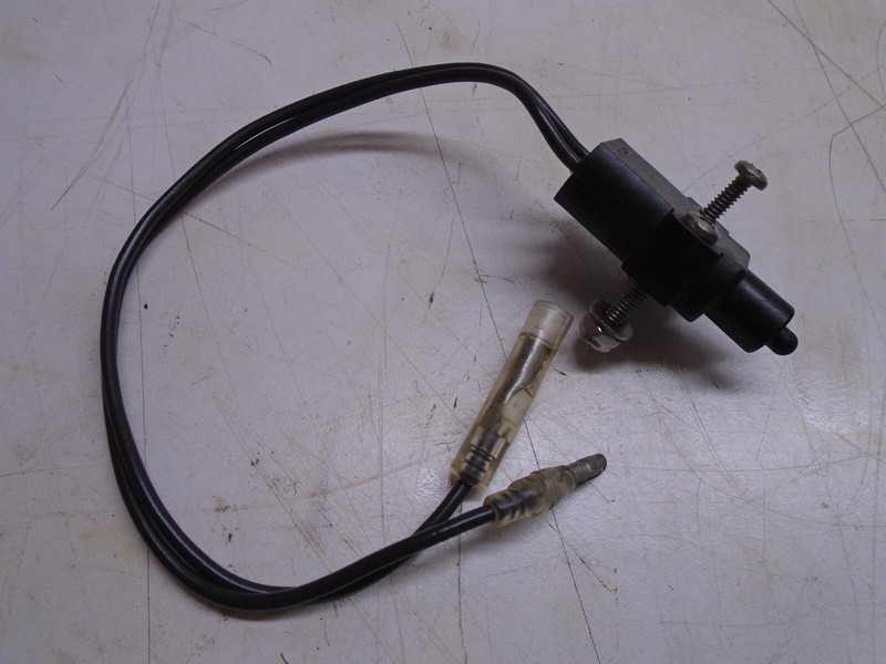 N3j MERCURY 200 HP DFI OPTIMAX NEUTRAL SWITCH MALE/FEMALE BULLET ENDS 814281A2