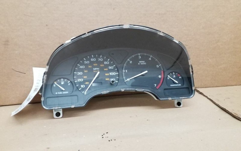 Speedometer US SOHC Cluster Fits 02 SATURN S SERIES 231508
