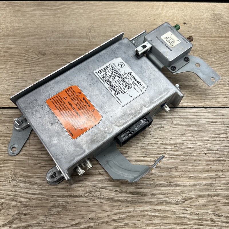 Mercedes W221 S550 SLK350 GL450 CL63 Voice Communication Control Module OEM