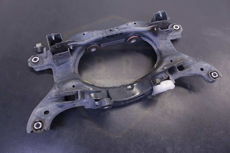 2012 - 2019 RANGE ROVER EVOQUE REAR UNDERCARRIAGE CROSSMEMBER SUBFRAME OEM *17K*