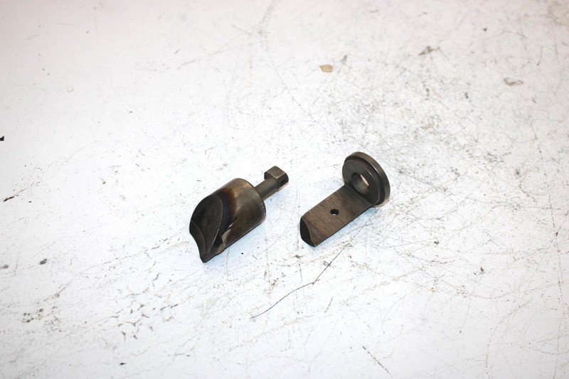 02 Arctic Cat Mountain Cat 600 Efi Oem Left Exhaust Valve Set 3005-659 SAS7
