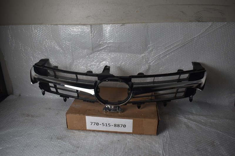 TOYOTA CAMRY FRONT RADIATOR GRILLE 2015-2017 OEM 53114-06061