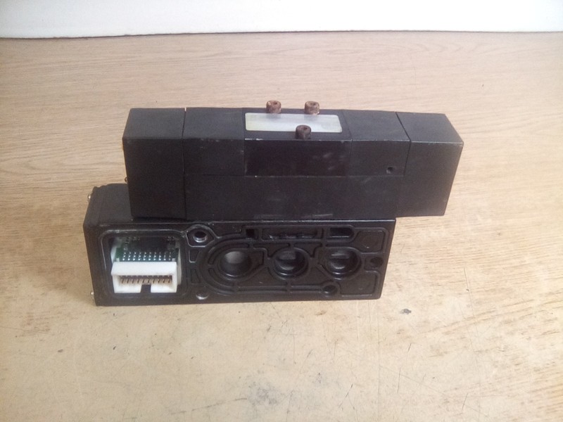 Parker F3652BKM Solenoid Valve