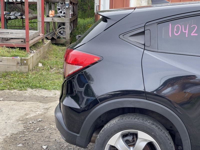 16-20 HONDA HR-V RIGHT QUARTER PANEL BLACK PC: NH731P 1.8L AT AWD 75K -EX- 45673