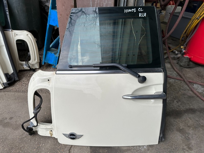08-14 Mini Cooper Clubman R55 BACK REAR LEFT TRUNK DOOR SHELL White 850 OEM