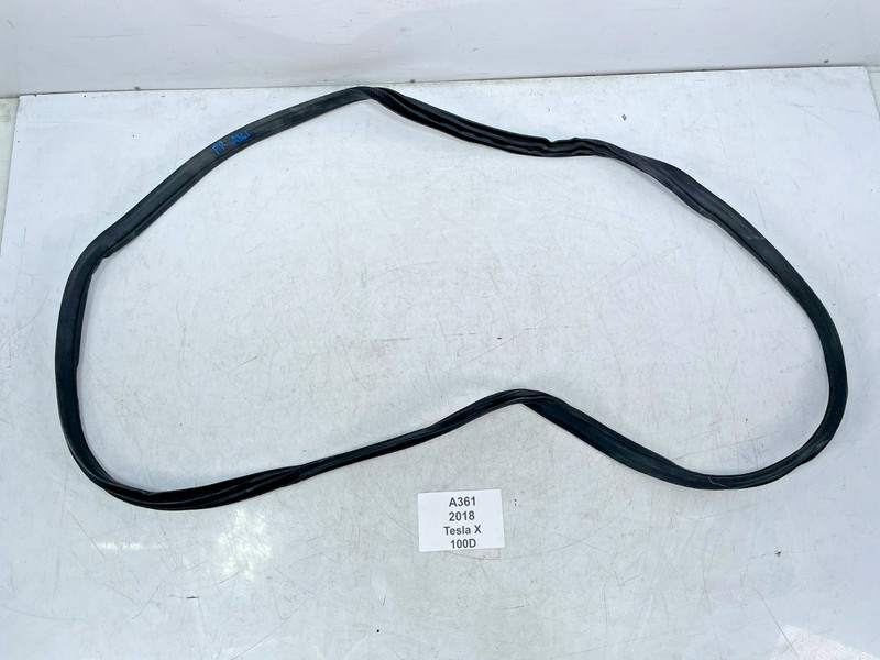✅2016-2023 OEM Tesla Model X Front Passenger Side Door Weatherstrip Rubber Seal