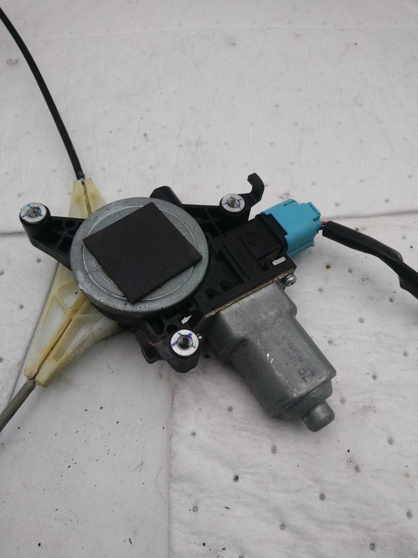 2012 Subaru Legacy Silver Right Front Window Regulator OEM 447900 Used 164K