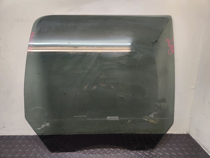 04-08 Ford F150 Crew Cab Rear Right Passenger Door Glass OEM 4L3Z-1625712-AA
