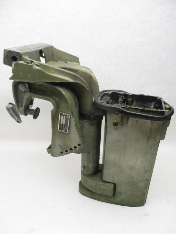 0391578 Johnson Evinrude 1974-1988 Complete 15" Midsection 9.9HP 391578