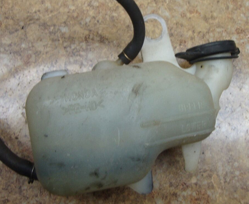 2004 Honda CBR600F4 CBR 600 F4 CBR600 Coolant Tank Reservoir Container Lid A3