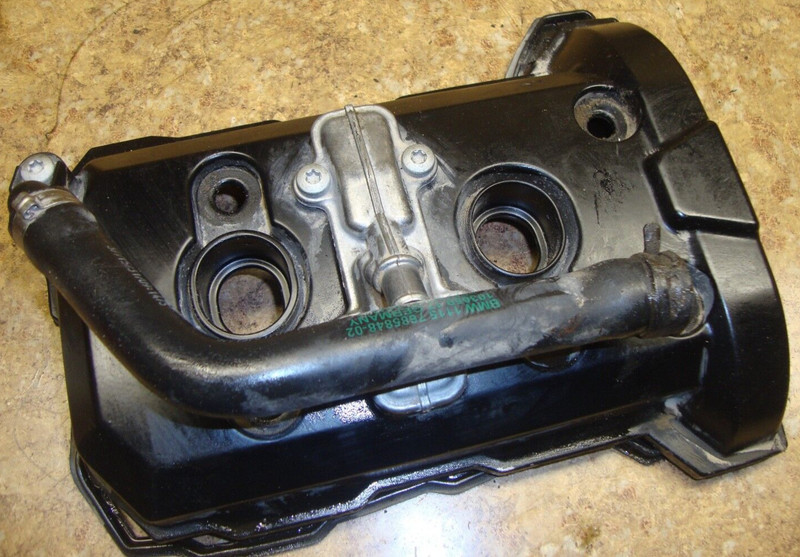 2016 BMW F800 F800R F 800 R Engine Motor Cylinder Head Cover Panel Valve 16