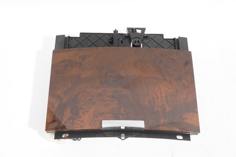 2004-2007 VOLKSWAGEN TOUAREG 7L FRONT CONSOLE ASHTRAY OEM