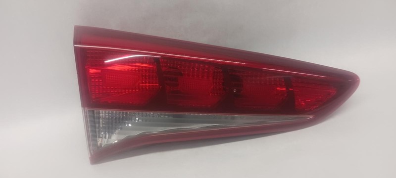 16-'18 HYUNDAI TUCSON Left driver inner Taillight incandescent OEM Grade A!