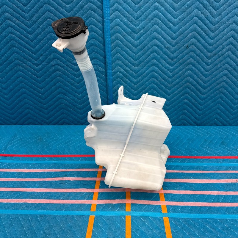 2015–2019 Lexus RC200t RC300 RC350 Windshield Washer Reservoir OEM 060851530