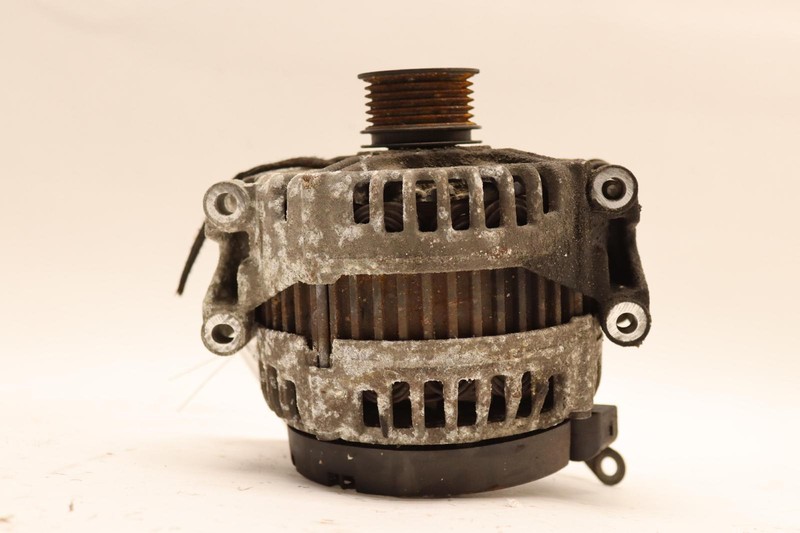 2010-2011 MERCEDES S-CLASS S550 W221 AWD 5.5L ENGINE ALTERNATOR GENERATOR OEM