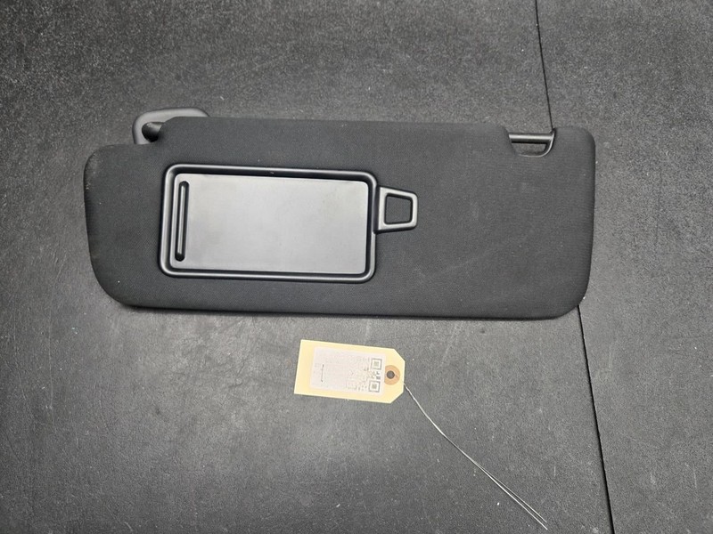 Left Sun Visor 2022 Kia Stinger 85201-J5220 2018 2019 2020 2021 2023