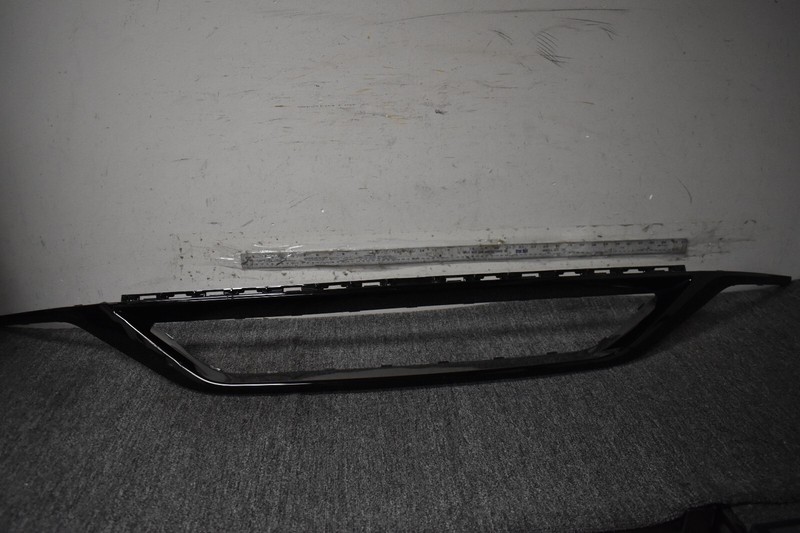 JAGUAR GRILLE TRIM FACTORY OEM