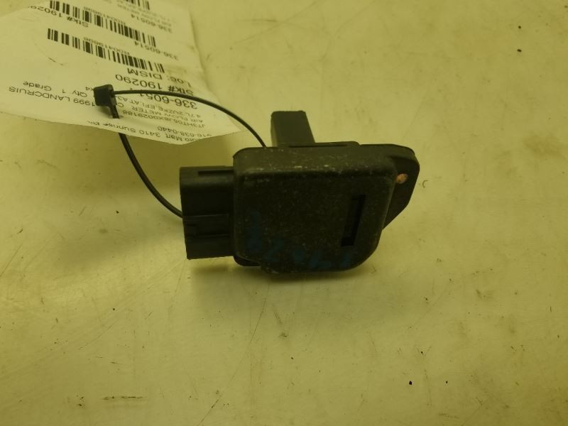 98-05 TOYOTA LAND CRUISER 4.7L AIR FLOW METER