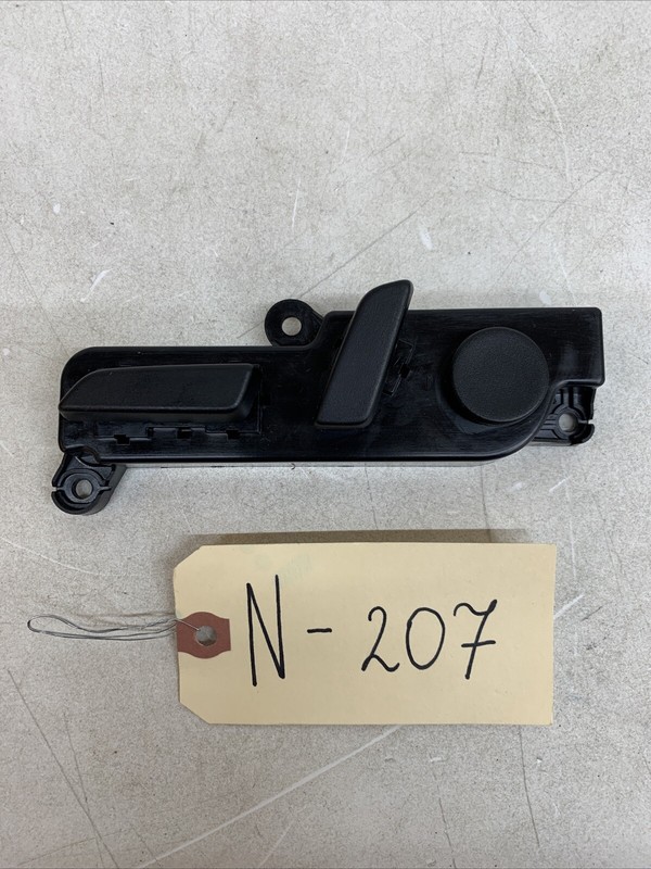 ⚡️17-23 TESLA MODEL 3 FRONT LH SIDE SEAT ADJUSTMENT CONTROL SWITCH OEM 207 B124