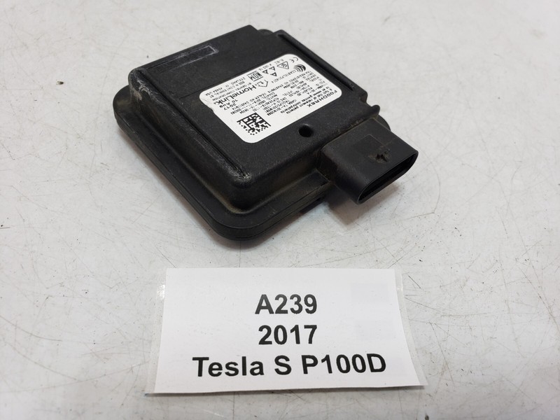 ✅ 2016-2023 OEM Tesla S Front Left Driver Homelink Garage Door Opener Module
