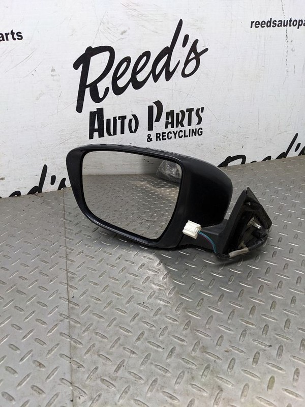 Driver Side View Mirror Power Non-heated Fits 16-20 ROGUE 1063557