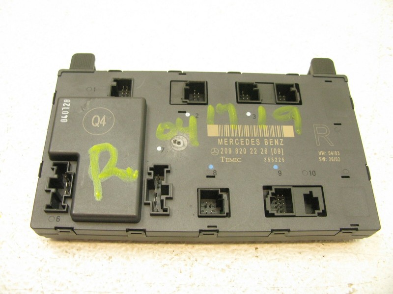 03-09 MERCEDES W209 CLK500 CLK320 CLK550 DOOR CONTROL MODULE PASSENGER RIGHT 041