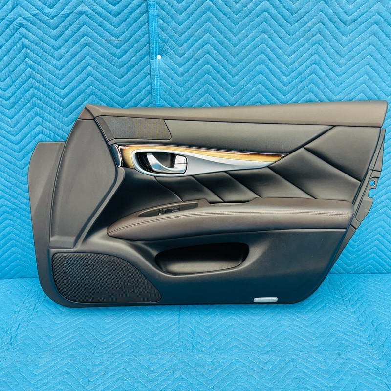 2011–2013 Infiniti M56 Front Right Passenger Door Panel OEM 809761MA0A 127K