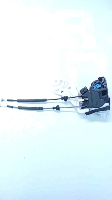 2013 hyundai elantra 1.8l 4cyl 4dr front lh driver door latch oem 813103X030