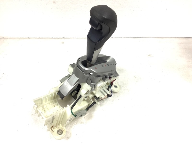 2010 Insight LXShifter Floor Shift Selector Gear Change Select Lever Knob OEM