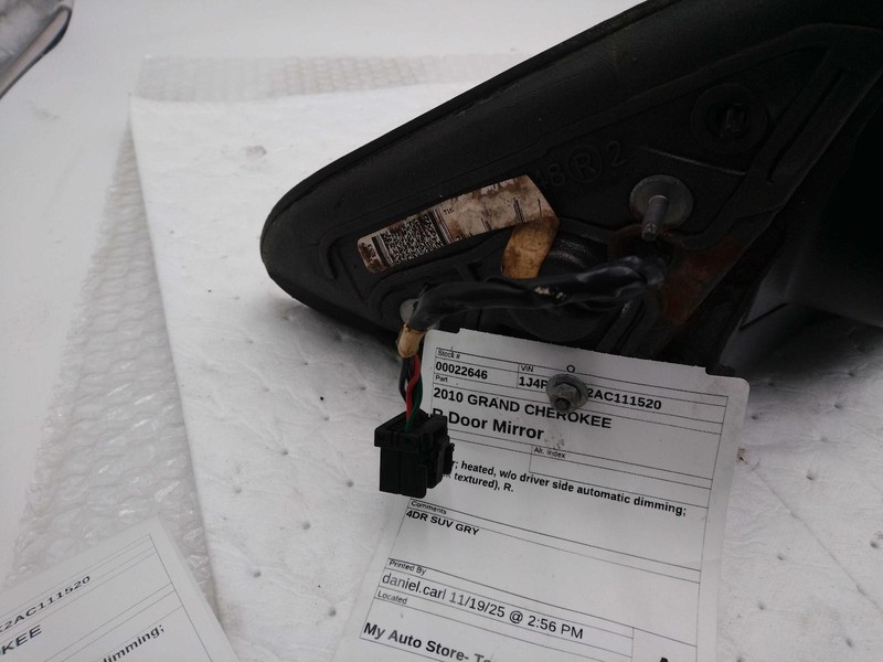 2010 Jeep Grand Cherokee Right Door Mirror Grey Used OEM Part - Scuffs