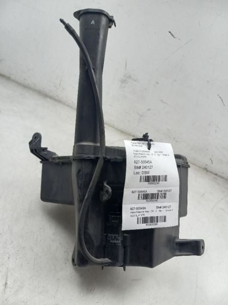 02-05 LEXUS IS300 3.0L RWD WINDSHIELD WASHER RESERVOIR