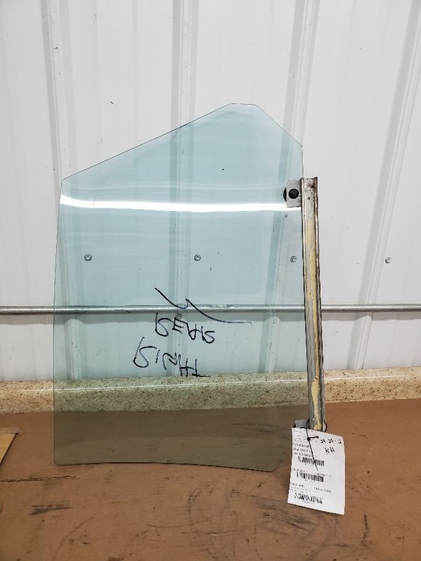 Passenger Right Rear Door Glass Lesabre Sedan Fits 71-74 BUICK 288045